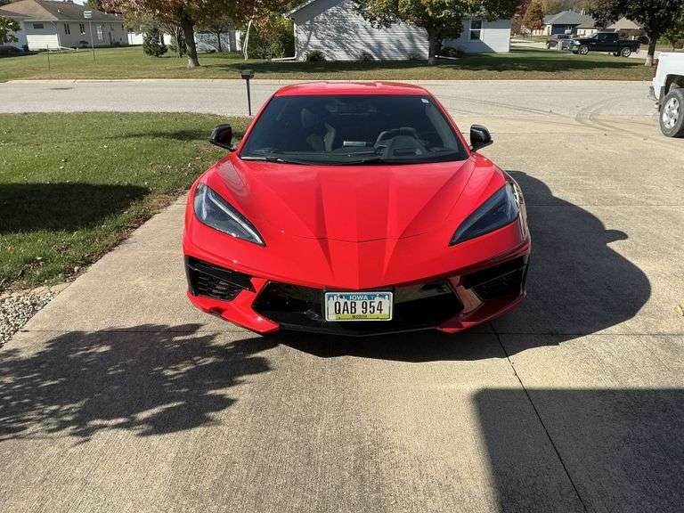 Dean Gordon Estate Auction