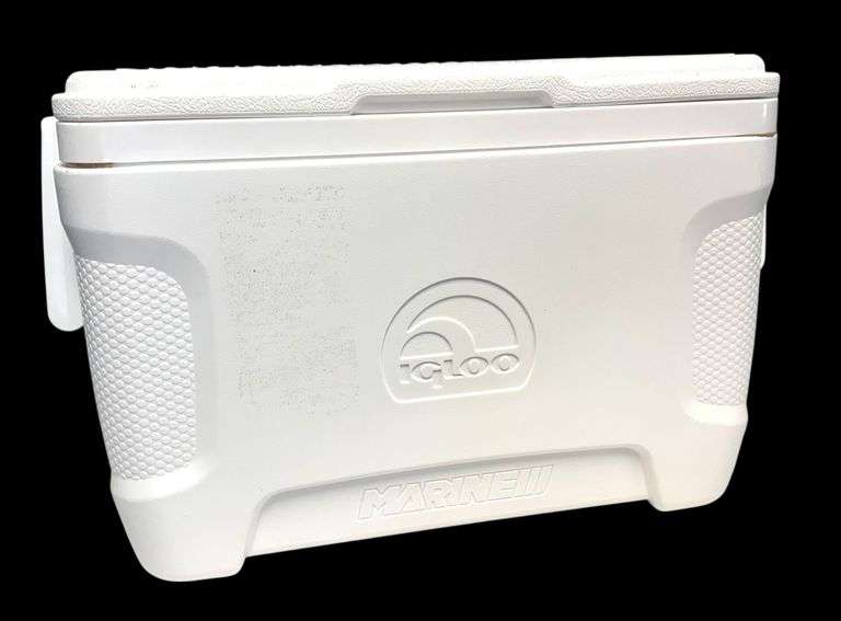 Igloo Marine III - 25 Quart Cooler