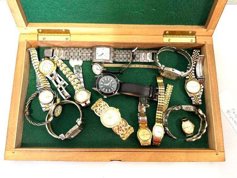 Collection of 15 Ladies and Men's Wrist Watches