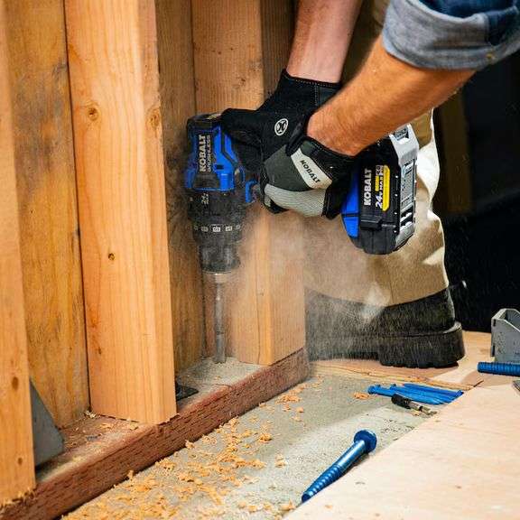 Kobalt XTR 24-volt 1/2-in Keyless Brushless Cordless Drill 1 -Batteries Included (Hard Case Included