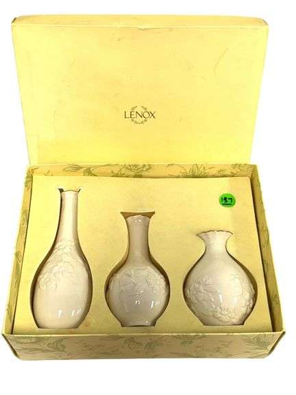 Lenox Ivory Posy Vases - 3 Piece Set in the Original Box