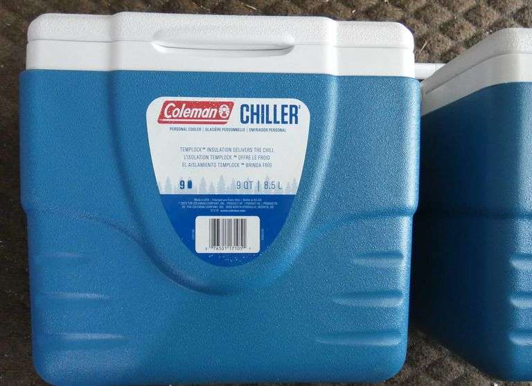 2 New COLEMAN 9 Qt Portable Hard Coolers