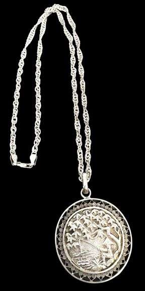 Vintage Chinese Silver Pendant and Sterling Silver Rope Chain