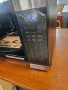 New SAMSUNG 1.9cuft Microwave Oven -Matte Black / Stainless