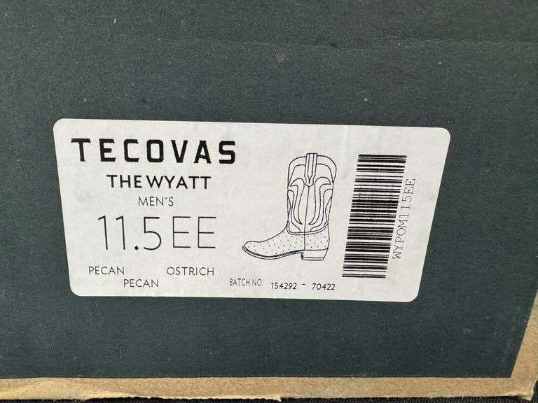 Tecovas “The Wyatt Pecan” Ostrich Western Boots Set