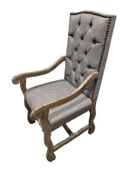 Beautiful Kinston Farmhouse Dining Table & 6 Chairs