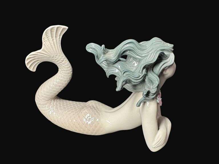 Lladro Porcelain Fantasy Mermaid Figurine