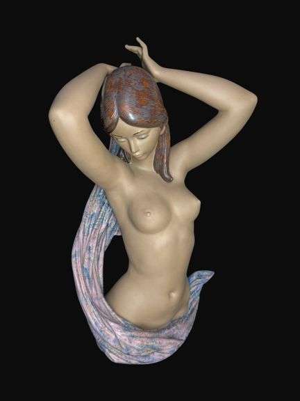 Lladro Venus Statue