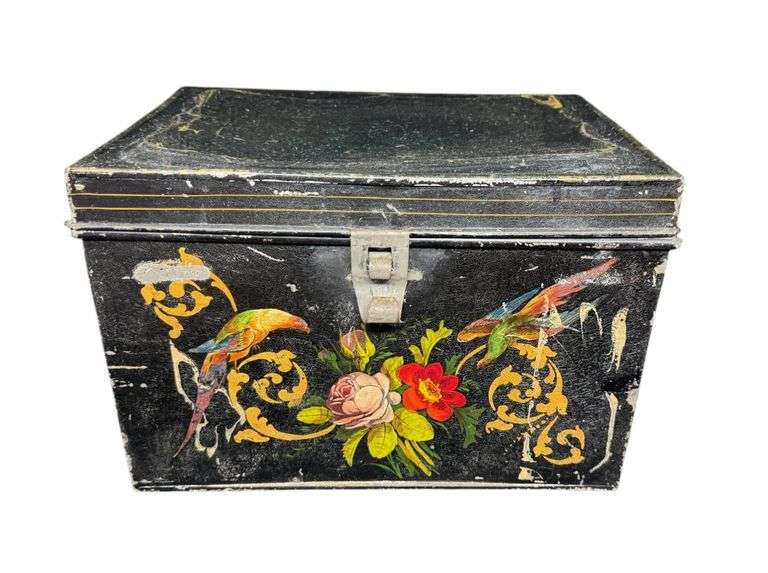 Nineteenth Century Towleware Box