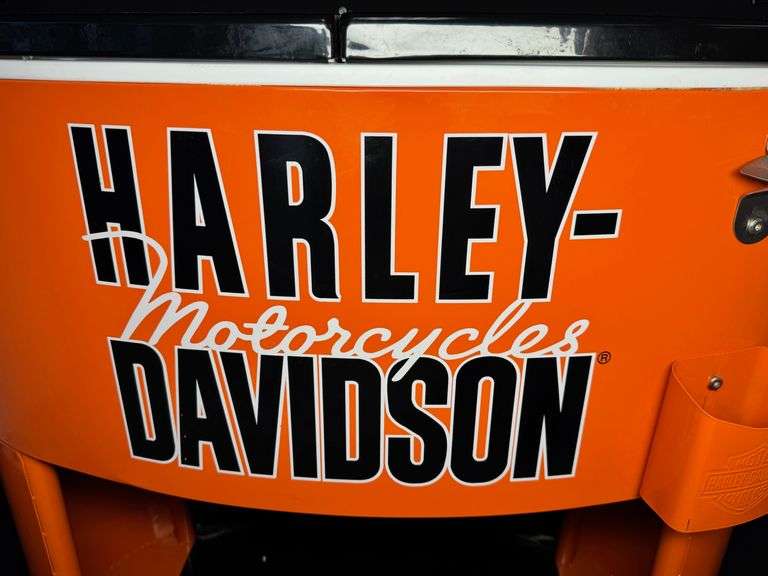 Harley-Davidson Rolling Cooler