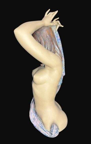 Lladro Venus Statue