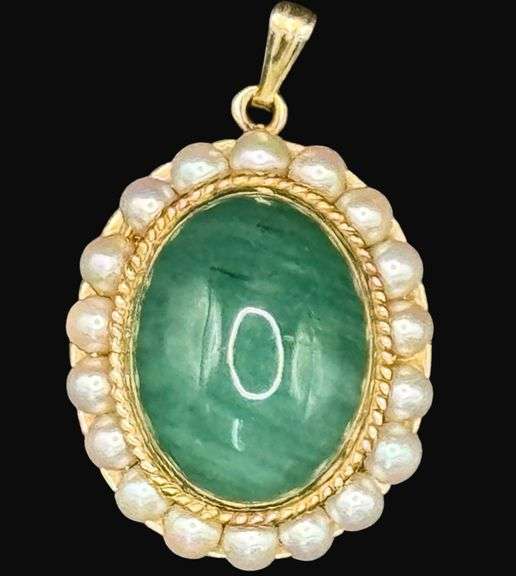 Stamped 14K Gold Jadeite Cabochon Pendant [4.45g]