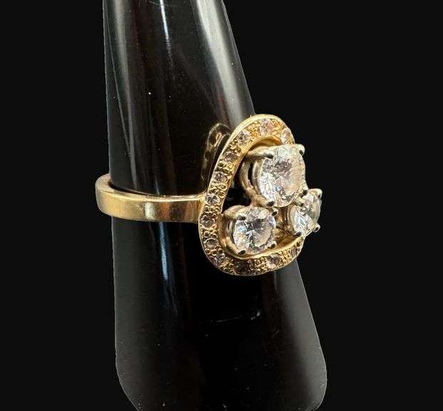 Stamped 14K Gold Diamond Ring [4.40g]
