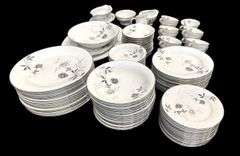 91pc Noritake China Service for 12