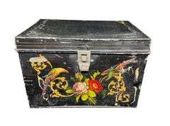 Nineteenth Century Towleware Box