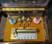 Reuge Swiss Music Box