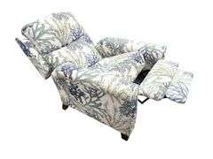 Kensington Coral Reef Oceanside Recliner
