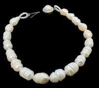 2pc Freshwater Pearl Necklace & Bracelet Set
