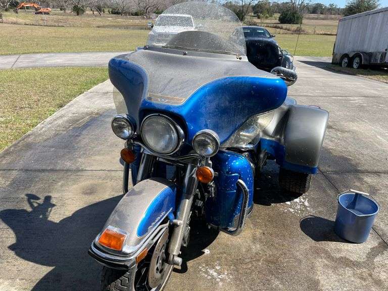 Live Oak Farm Auction