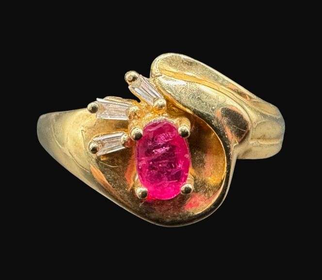 Stamped 10K Gold Mid-Century Ruby Ring [2.48g]