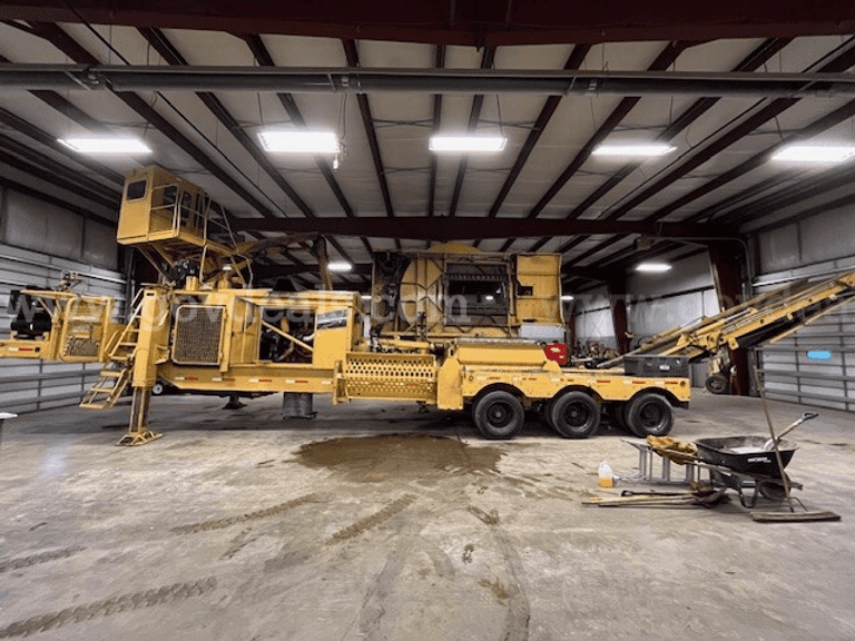 2 Lots: Vermeer Grinders