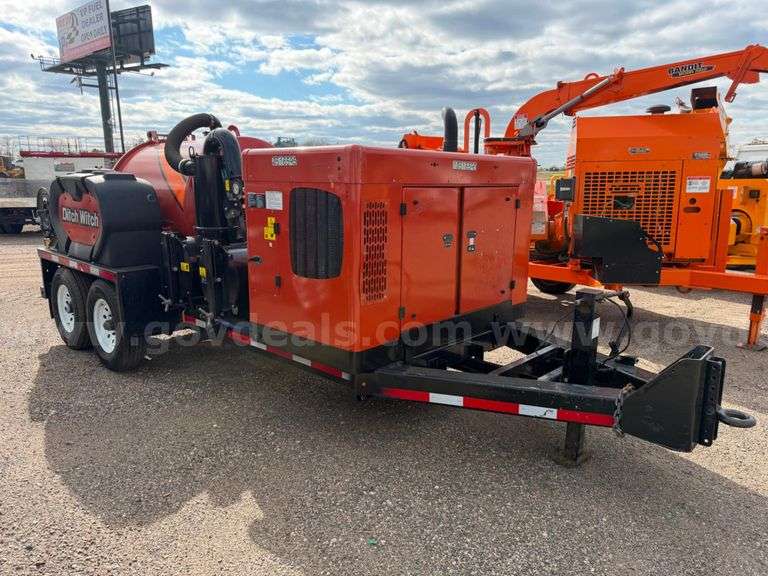 2022 DITCH WITCH HX30 TRAILER VACUUM EXCAVATOR