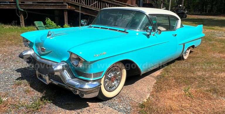 1957 Cadillac Coupe DeVille
